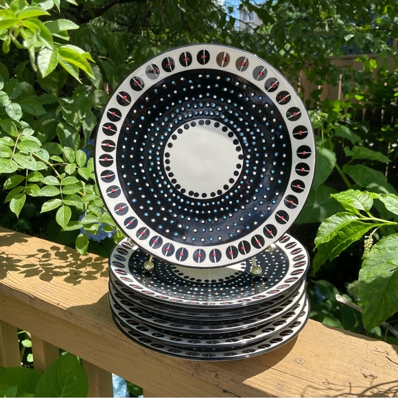 SOLD West Elm Potters Workshop Black Bean 9 Inch Plate Dish Salad Lunch Dinner - Picture 2 of 9